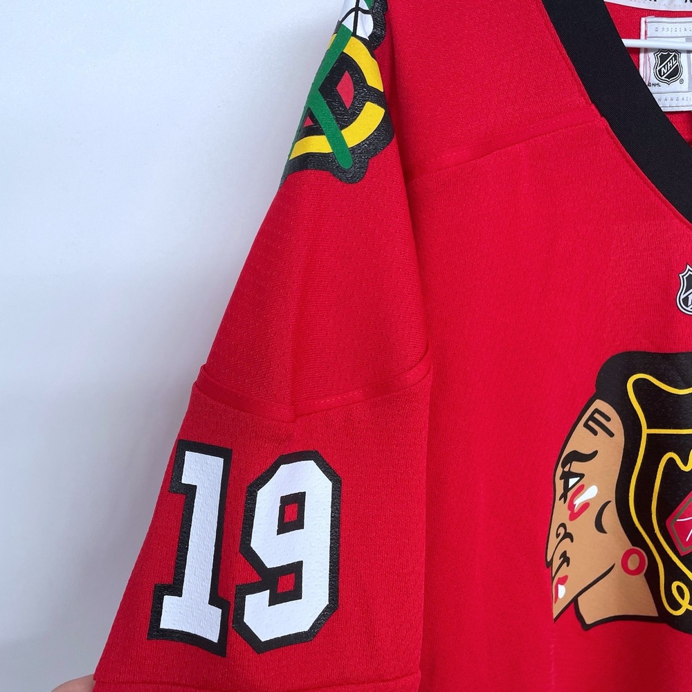 Reebok Chicago Blackhawks Jonathan Toews #19 Hockey Jersey Adult Small Youth XL - Picture 4 of 7